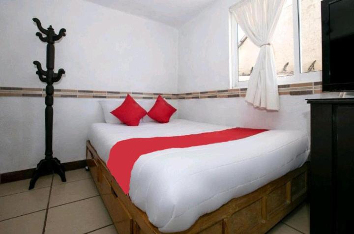 Hotel Real Cortes Mineral del Monte Exterior photo