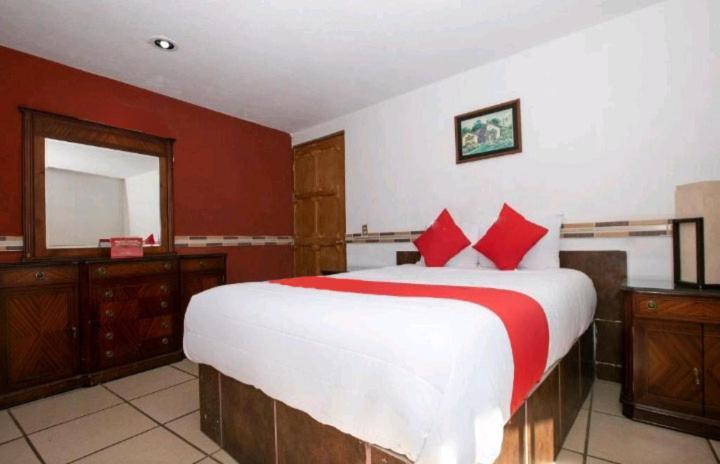 Hotel Real Cortes Mineral del Monte Exterior photo